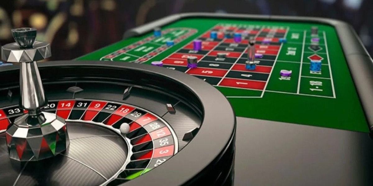 Jackpot Jargon: Navigating the Glitzy World of Online Casinos